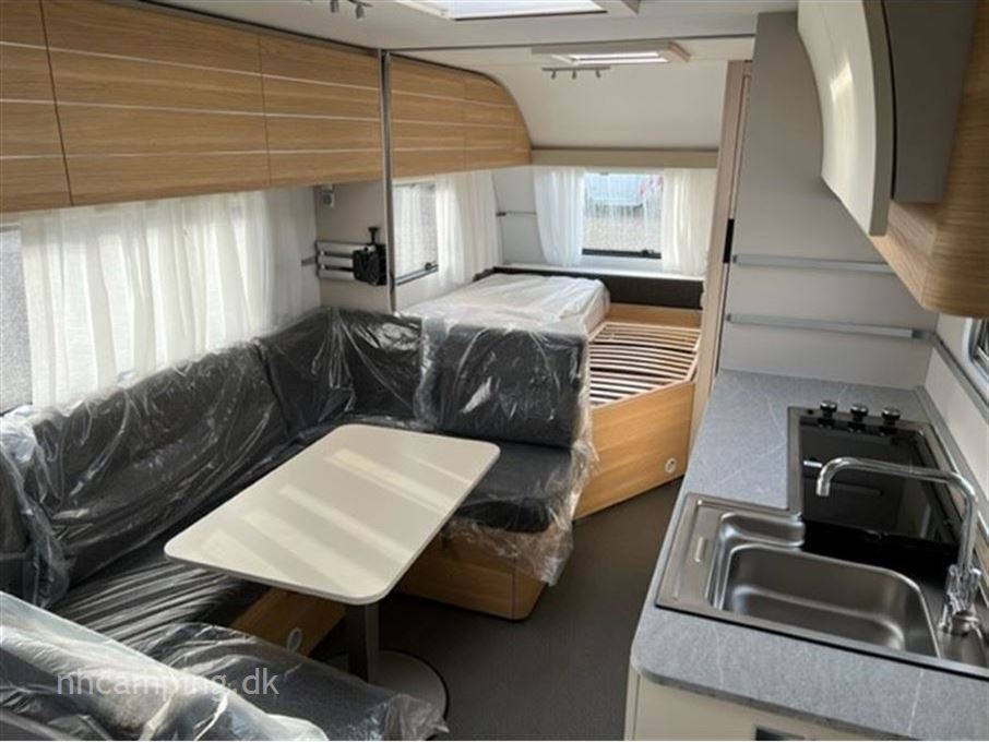 Adria Adora 613 PK Teen